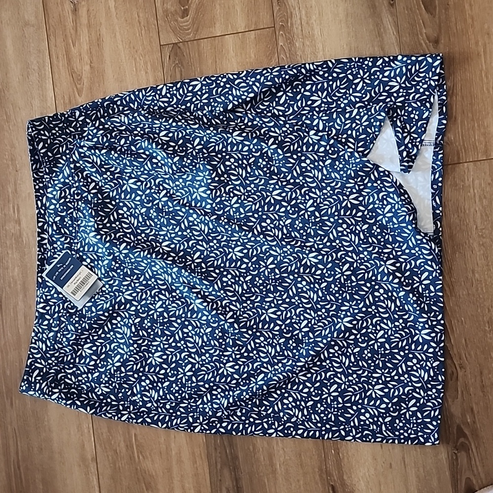 Ripskirt Hawaii Navy and White Midi Skirt